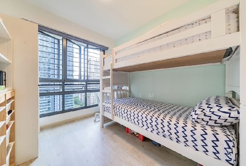 94 Dawson Road HDB Flat For Sale at S$ 860,000 | PropertyGuru Singapore - Bedroom