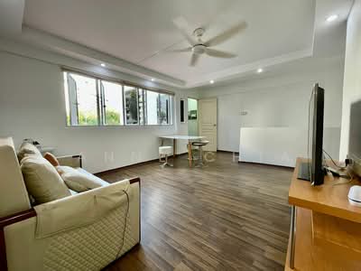 For Rent - 406 Tampines Street 41