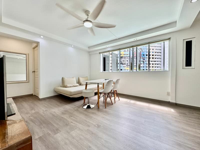 406 Tampines Street 41, 406 Tampines Street 41, 3 Bedrooms, 957 sqft, HDB Flat For Rent, by Anne Chia, 500071190 - Living Room - PropertyGuru.com.sg