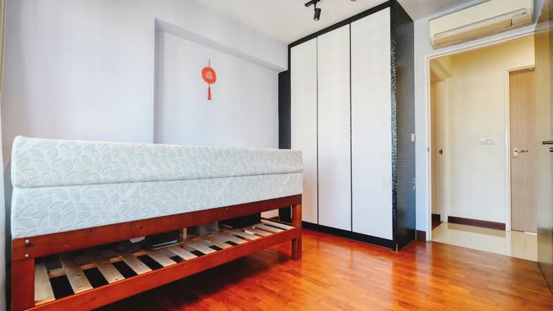 678B Punggol Drive HDB Flat For Sale at S$ 749,888 | PropertyGuru Singapore - Bedroom