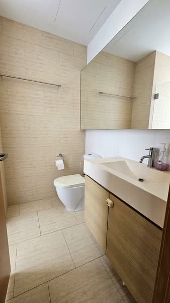 Clover By The Park Condominium For Sale at S$ 3,599,999 | PropertyGuru Singapore - Bathroom
