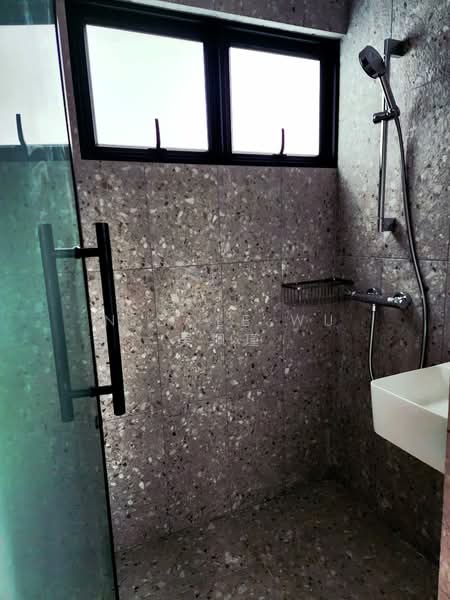 274 Tampines Street 22, 274 Tampines Street 22, Room Rental, 200 sqft, HDB Flat For Rent, by Nicole Wu 吴佩瑾, 500071200 - Bathroom - PropertyGuru.com.sg