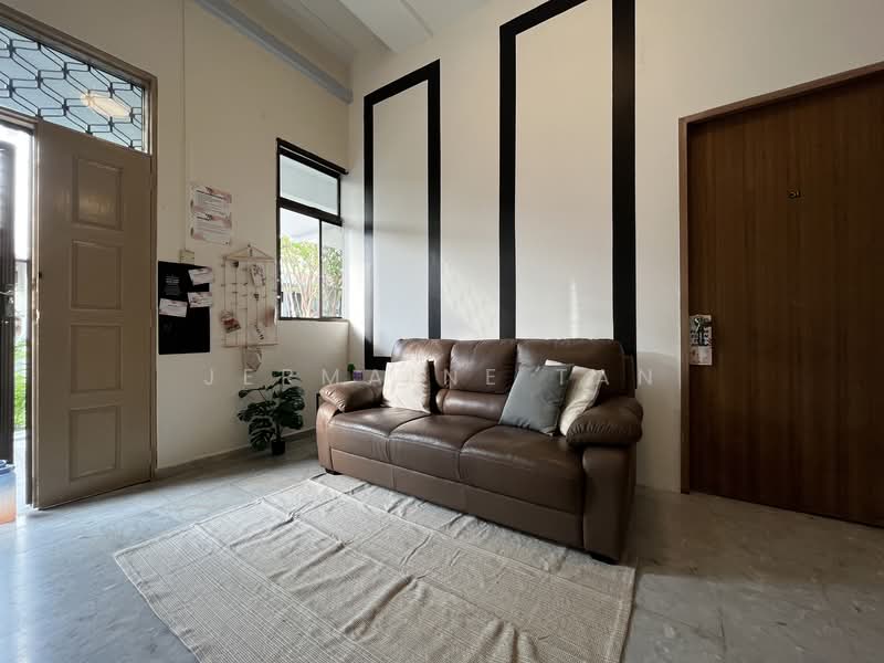 108 LANGSAT ROAD, , Room Rental, 100 sqft, Terraced House For Rent, by Jermaine Tan, 500071220 - Living Room - PropertyGuru.com.sg