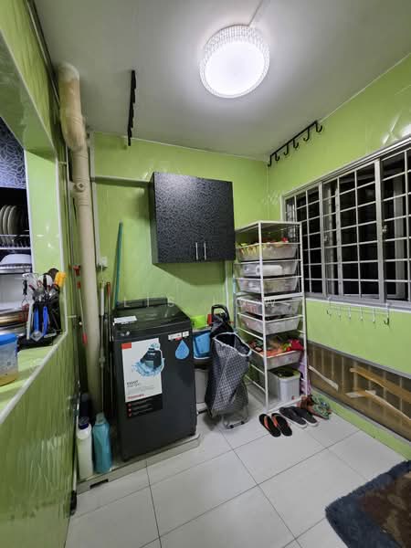 503 Woodlands Drive 14 HDB Flat For Sale at S$ 685,000 | PropertyGuru Singapore - Kitchen