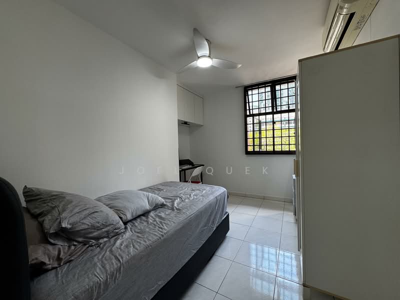 357C Admiralty Drive HDB Flat For Sale at S$ 638,888 | PropertyGuru Singapore - Common bedroom 3