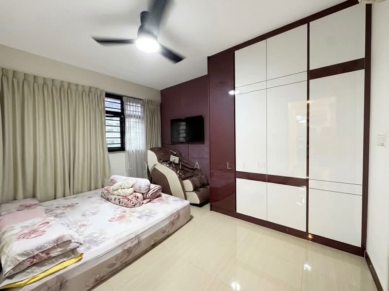 508A Yishun Avenue 4 HDB Flat For Sale at S$ 549,000 | PropertyGuru Singapore - Bedroom