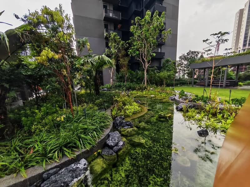 Lentor Modern Condominium For Sale at S$ 2,200,000 | PropertyGuru Singapore - Beautiful Landscaping