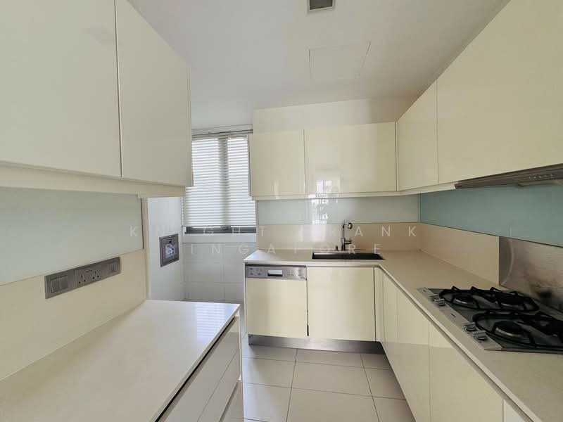 Marina Collection Condominium For Sale at S$ 3,452,000 | PropertyGuru Singapore - Kitchen