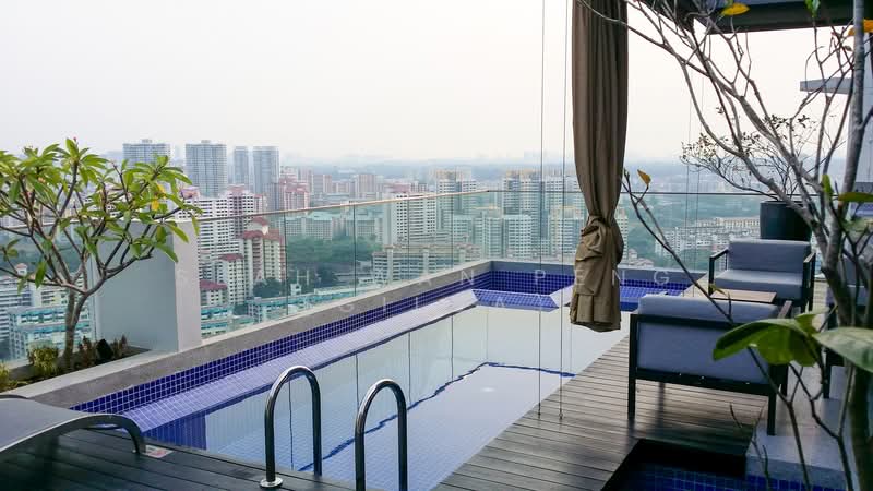 Centro Residences Condominium For Sale at S$ 2,826,250 | PropertyGuru Singapore - Pool