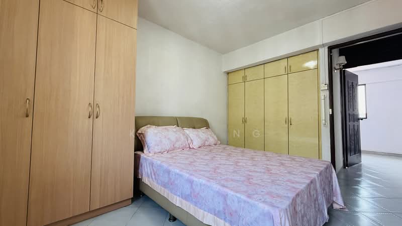 305 Shunfu Road HDB Flat For Sale at S$ 858,000 | PropertyGuru Singapore - Bedroom
