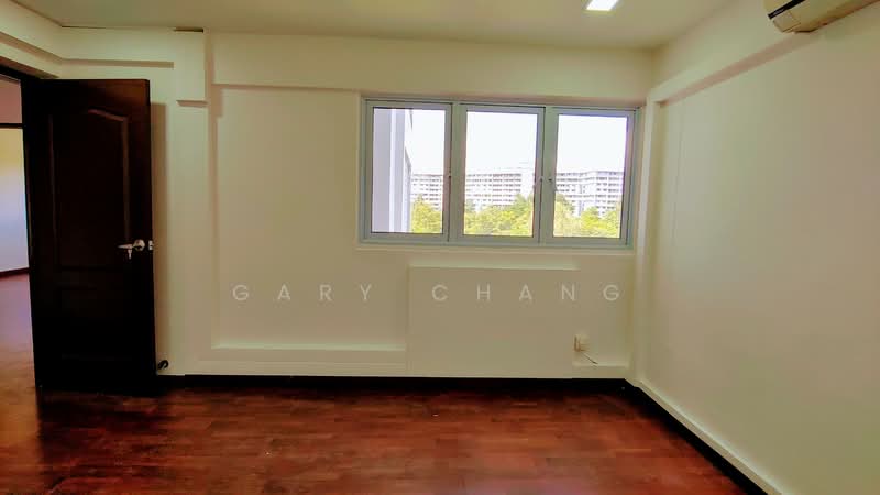 723 Bedok Reservoir Road HDB Flat For Sale at S$ 718,000 | PropertyGuru Singapore - Interior