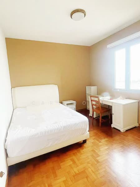 Hillview Regency, 26 Bukit Batok East Avenue 2, 3 Bedrooms, 1,195 sqft, Condominium For Rent, by Carl Dong, 500071292 - Bedroom - PropertyGuru.com.sg