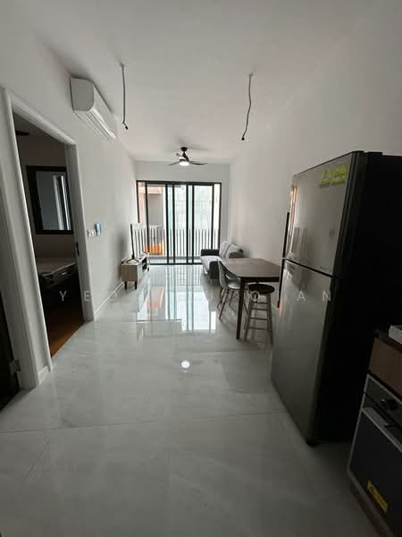 Rezi 24 Apartment For Sale at S$ 810,000 | PropertyGuru Singapore - Living Room