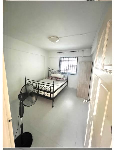 146 Bukit Batok West Avenue 6, 146 Bukit Batok West Avenue 6, 2 Bedrooms, 731 sqft, HDB Flat For Rent, by Joanne Law, 500071309 - Bedroom - PropertyGuru.com.sg