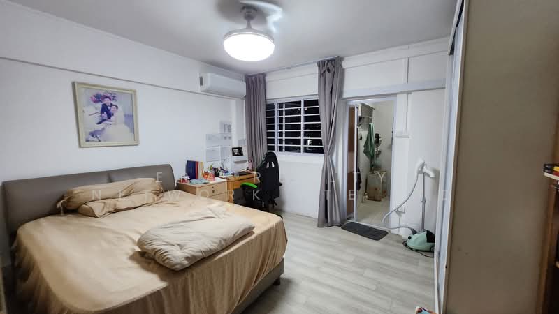 18 Joo Seng Road HDB Flat For Sale at S$ 628,000 | PropertyGuru Singapore - Bedroom