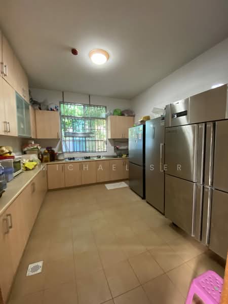 Shepherd's Hill Estate Detached House For Sale at S$ 10,800,000 | PropertyGuru Singapore - Kitchen