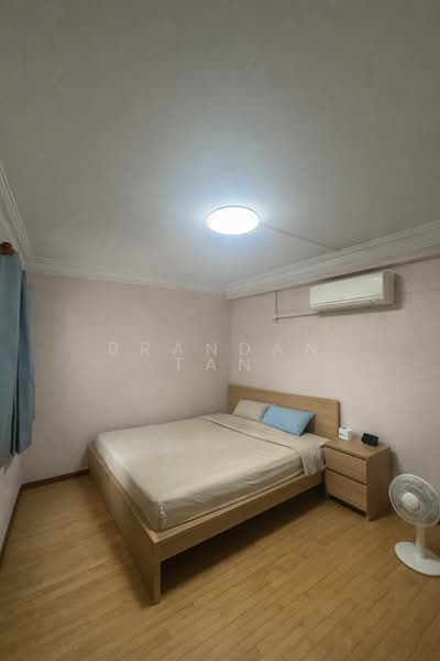 203E Compassvale Road HDB Flat For Sale at S$ 719,999 | PropertyGuru Singapore - Bedroom