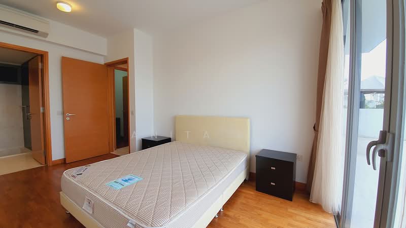 Centro Residences Condominium For Sale at S$ 2,149,440 | PropertyGuru Singapore - Bedroom