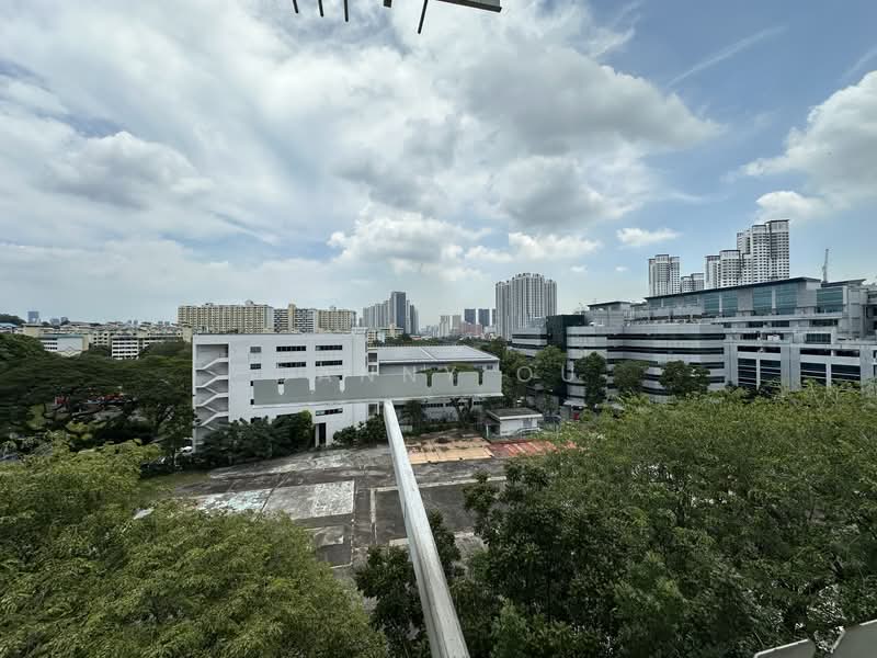 32 Holland Close HDB Flat For Sale at S$ 550,000 | PropertyGuru Singapore - Exterior