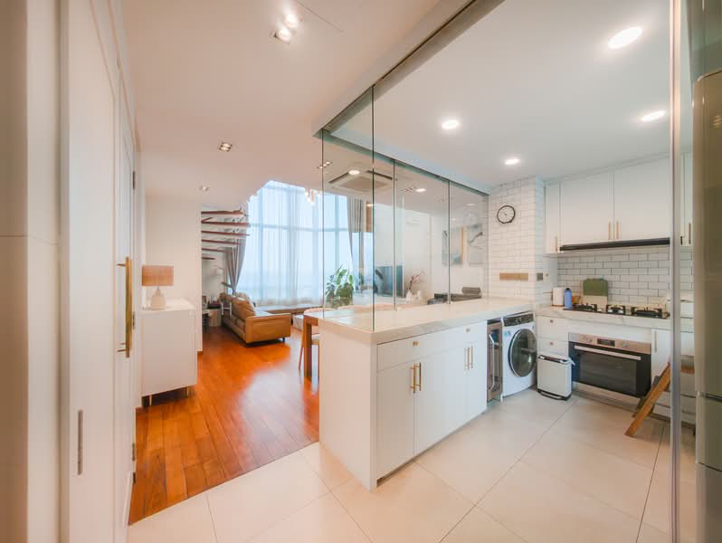 The Legend Condominium For Sale at S$ 3,399,999 | PropertyGuru Singapore - Kitchen