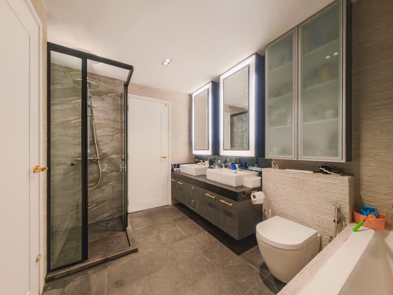 The Legend Condominium For Sale at S$ 3,399,999 | PropertyGuru Singapore - Bathroom