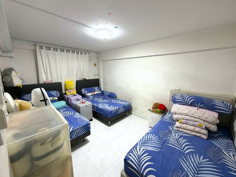 28 Jalan Bukit Merah HDB Flat For Sale at S$ 388,000 | PropertyGuru Singapore - Bedroom