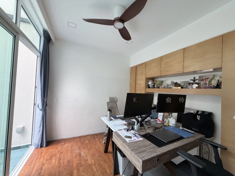 Glentrees Condominium For Sale at S$ 4,500,000 | PropertyGuru Singapore - Study