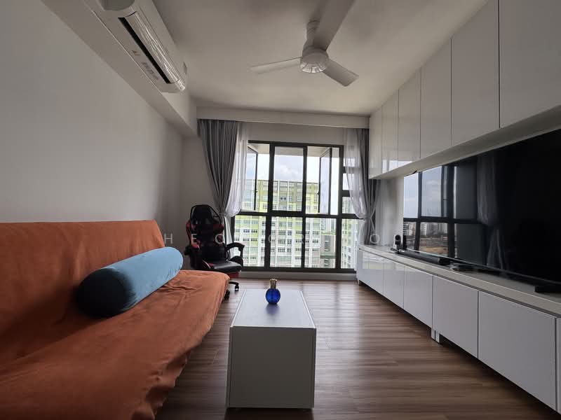 662A Tampines Street 64, 662A Tampines Street 64, Room Rental, 120 sqft, HDB Flat For Rent, by Hector Ho, 500071410 - Living Room - PropertyGuru.com.sg