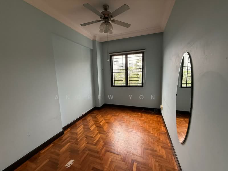 Regent Heights Condominium For Sale at S$ 1,090,000 | PropertyGuru Singapore - Bedroom 2