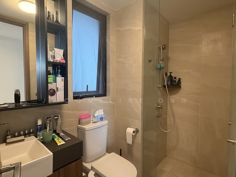 Kent Ridge Hill Residences, 52 South Buona Vista Road, 2 Bedrooms, 958 sqft, Condominium For Rent, by Jacqueline Ong, 500071417 - Bathroom - PropertyGuru.com.sg
