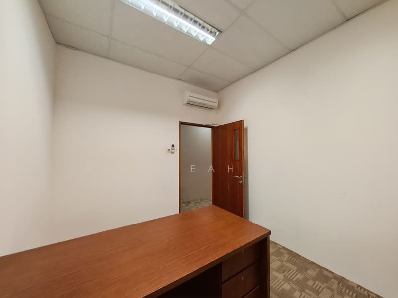 Midview City, 26 Sin Ming Lane, 1,070 sqft, Light Industrial (B1) For Rent, by Irene Seah, 500071418 - CommercialGuru.com.sg