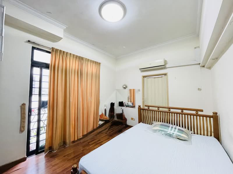 Ampas Apartments Condominium For Sale at S$ 1,998,000 | PropertyGuru Singapore - Bedroom