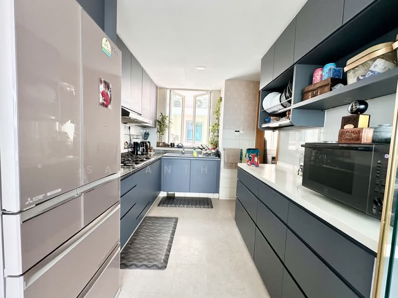 Goldenhill Park Condo, 68 Mei Hwan Drive, 4 Bedrooms, 1,539 sqft, Condominium For Rent, by Samantha Han, 500071431 - Kitchen - PropertyGuru.com.sg