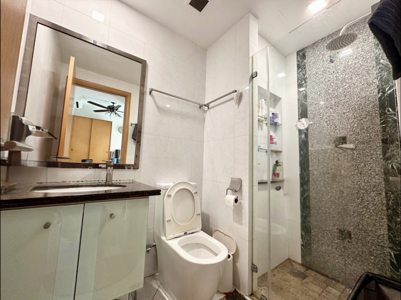 Goldenhill Park Condo, 68 Mei Hwan Drive, 4 Bedrooms, 1,539 sqft, Condominium For Rent, by Samantha Han, 500071431 - Common Bathroom - PropertyGuru.com.sg