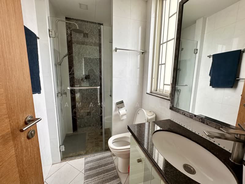 Goldenhill Park Condo, 68 Mei Hwan Drive, 4 Bedrooms, 1,539 sqft, Condominium For Rent, by Samantha Han, 500071431 - Junior Master Bathroom - PropertyGuru.com.sg