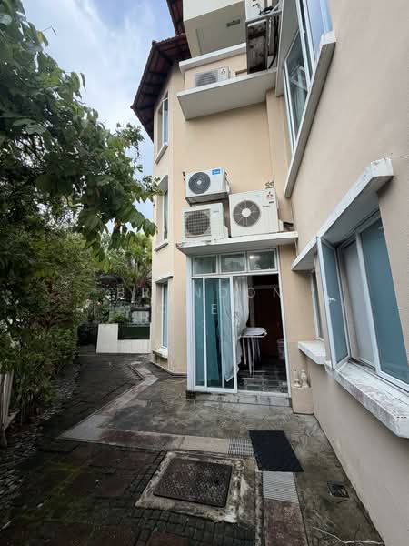 22 Jalan Grisek, , 2 Bedrooms, 800 sqft, Semi-Detached House For Rent, by Brandon Cher, 500071437 - Exterior - PropertyGuru.com.sg
