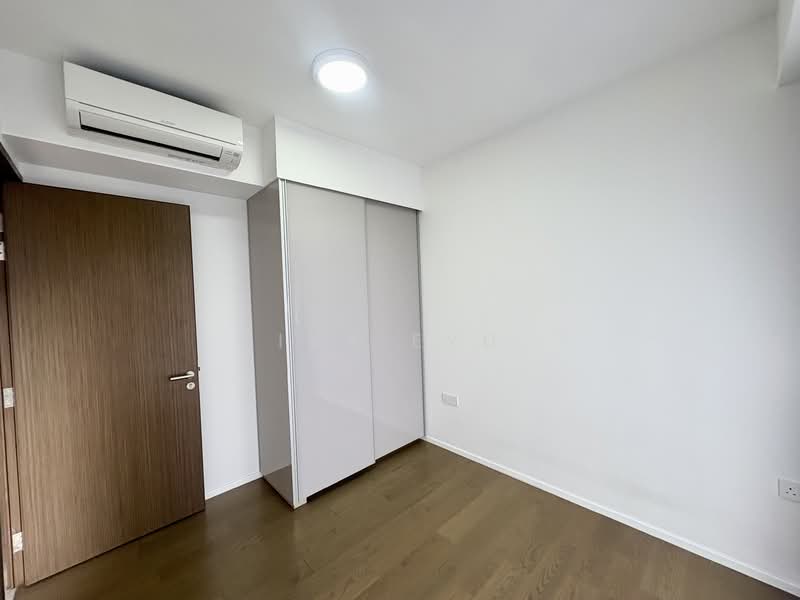 Parc Esta Condominium For Sale at S$ 1,700,000 | PropertyGuru Singapore - Interior