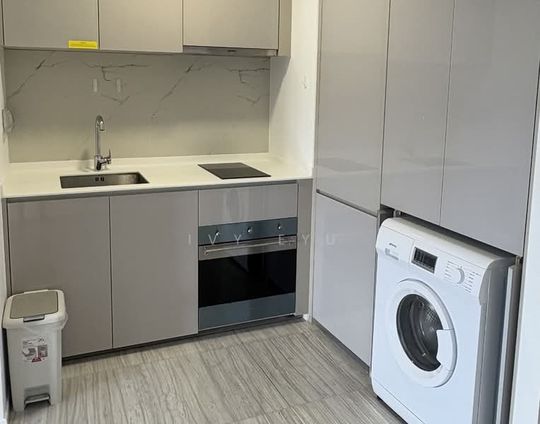 Parc Esta Condominium For Sale at S$ 1,700,000 | PropertyGuru Singapore - Kitchen