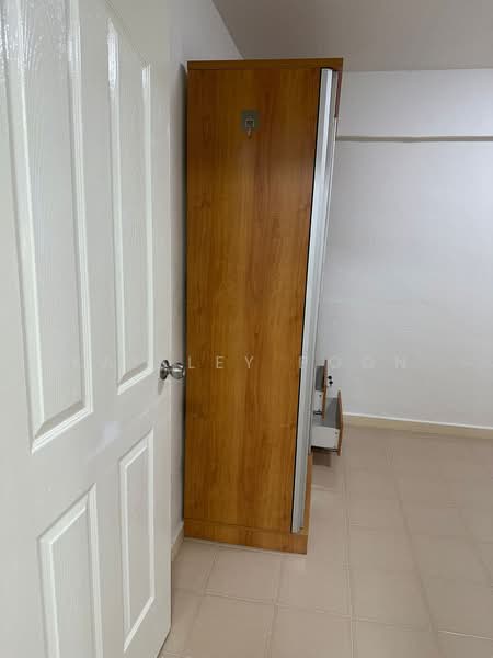 217 Tampines Street 23, 217 Tampines Street 23, Room Rental, 110 sqft, HDB Flat For Rent, by Kaisley Poon, 500071470 - Interior - PropertyGuru.com.sg