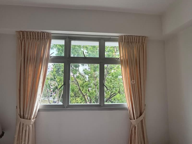 560A Jurong West Street 42 HDB Flat For Sale at S$ 378,000 | PropertyGuru Singapore - View