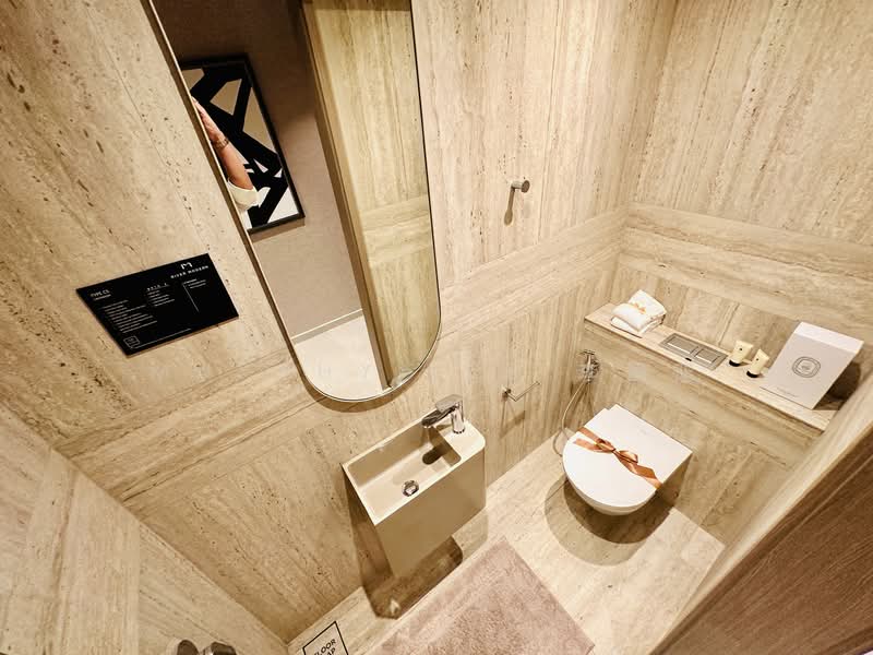 River Modern Condominium For Sale at S$ 2,726,000 | PropertyGuru Singapore - Bathroom