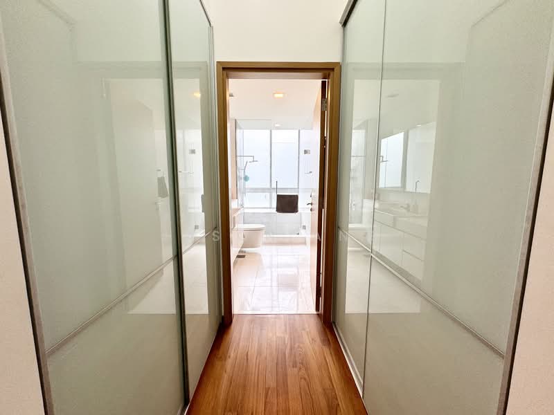 OLA Residences @ Mountbatten, 839 Mountbatten Road, 3 Bedrooms, 1,550 sqft, Condominium For Rent, by Jason Ang, 500071479 - Walk in wardrobe - PropertyGuru.com.sg