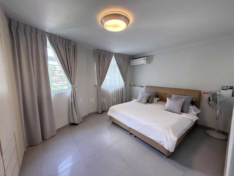 D19 Freehold 3 Storey Corner Terrace Terraced House For Sale at S$ 5,100,000 | PropertyGuru Singapore - Bedroom