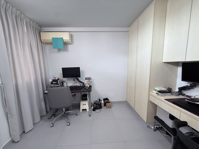 D19 Freehold 3 Storey Corner Terrace Terraced House For Sale at S$ 5,100,000 | PropertyGuru Singapore - Study