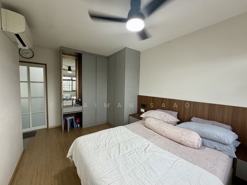 618A Tampines Street 61 HDB Flat For Sale at S$ 888,000 | PropertyGuru Singapore - Bedroom