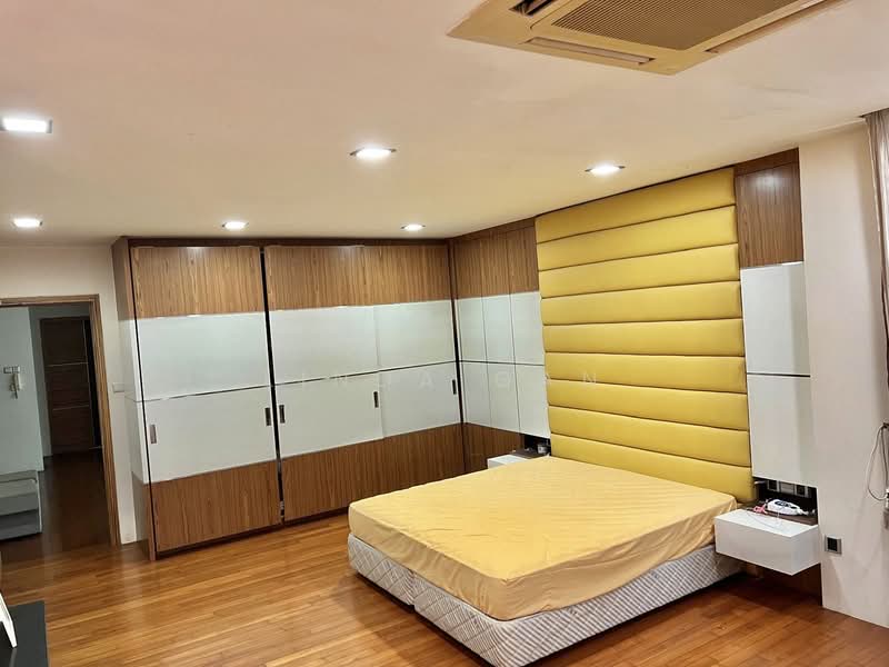 ❤️✳️ LENTOR STREET Semi-Detached House For Sale at S$ 6,800,000 | PropertyGuru Singapore - Bedroom