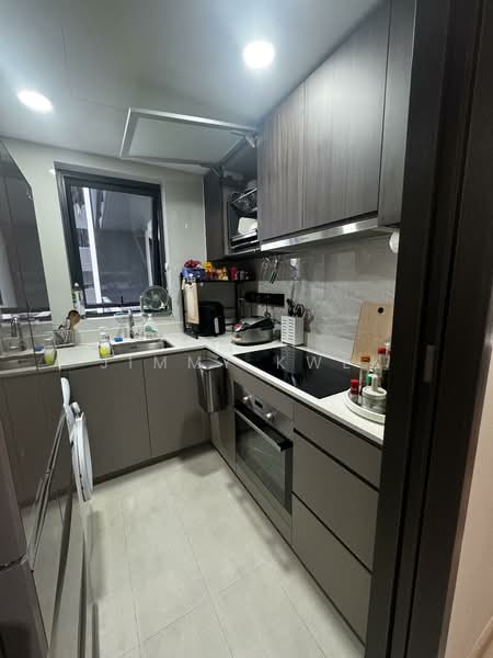 Riverfront Residences Condominium For Sale at S$ 1,688,888 | PropertyGuru Singapore - Kitchen
