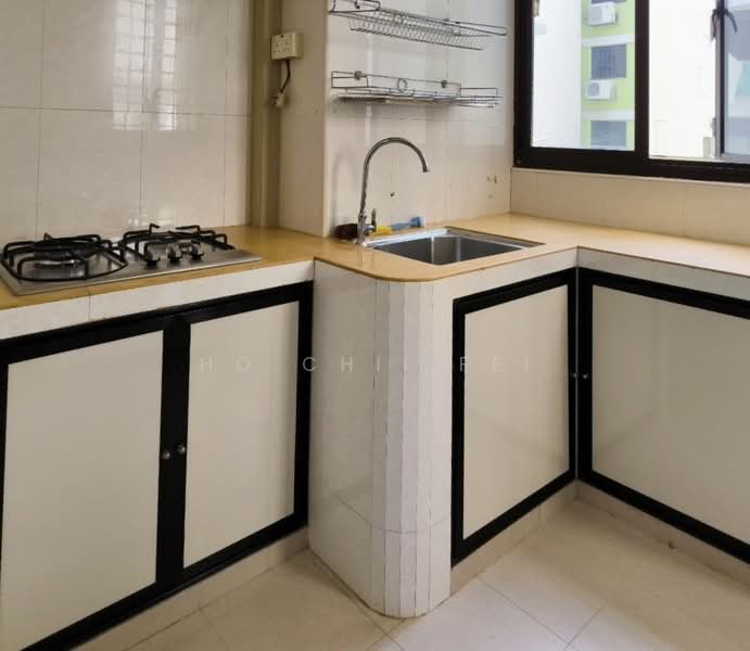 34 Jalan Bukit Ho Swee, 34 Jalan Bukit Ho Swee, 2 Bedrooms, 549 sqft, HDB Flat For Rent, by Ho Chii Fei, 500071546 - Kitchen - PropertyGuru.com.sg