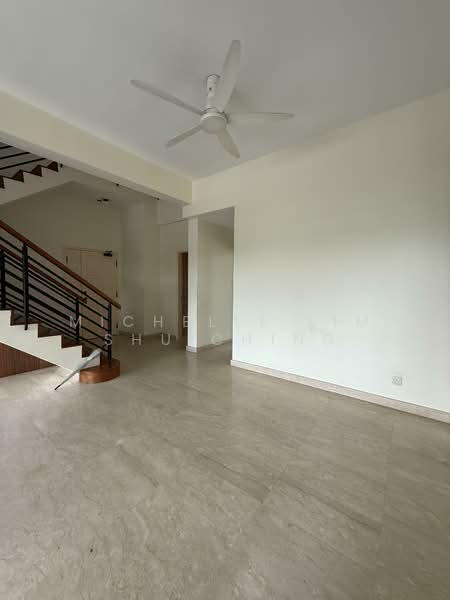 Laguna 88, 44 Eastwood Road, 3 Bedrooms, 2,088 sqft, Condominium For Rent, by Michelle Lim Shu Ching, 500071556 - Dining area - PropertyGuru.com.sg