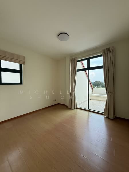 Laguna 88, 44 Eastwood Road, 3 Bedrooms, 2,088 sqft, Condominium For Rent, by Michelle Lim Shu Ching, 500071556 - Master room terrace - PropertyGuru.com.sg